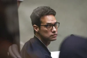Tribunal do Rio invalida acesso a dados do celular de Jairinho por erro de competência judicial