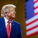 Trump assina decretos...