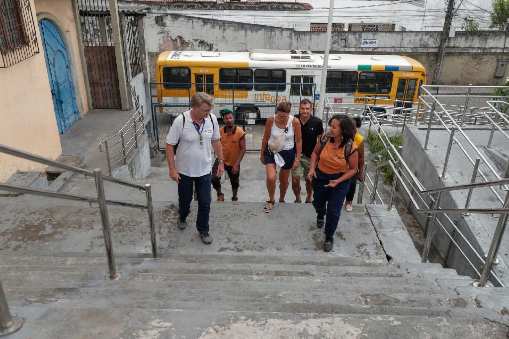 Turismo comunitário no Uruguai resgata memórias e fortalece economia local em Salvador