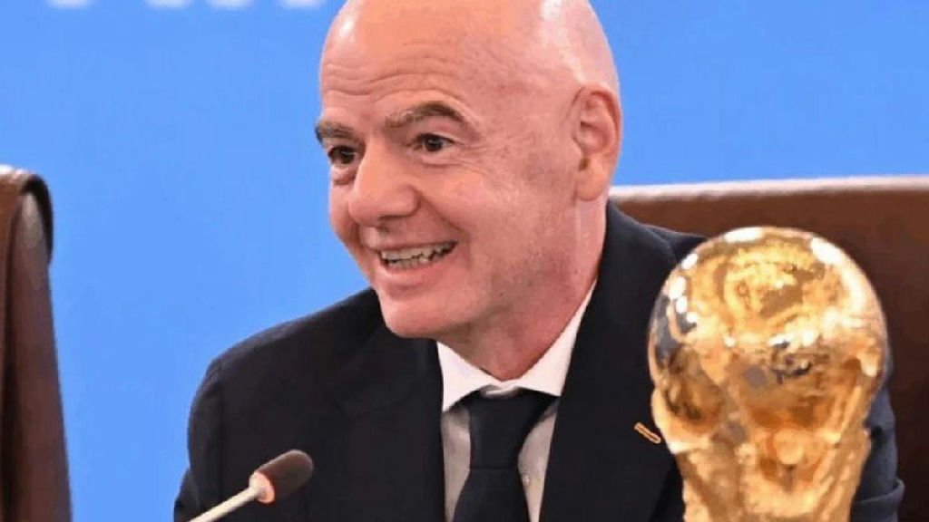 UEFA prepara ação criminal contra Gianni Infantino por gestão na Fifa