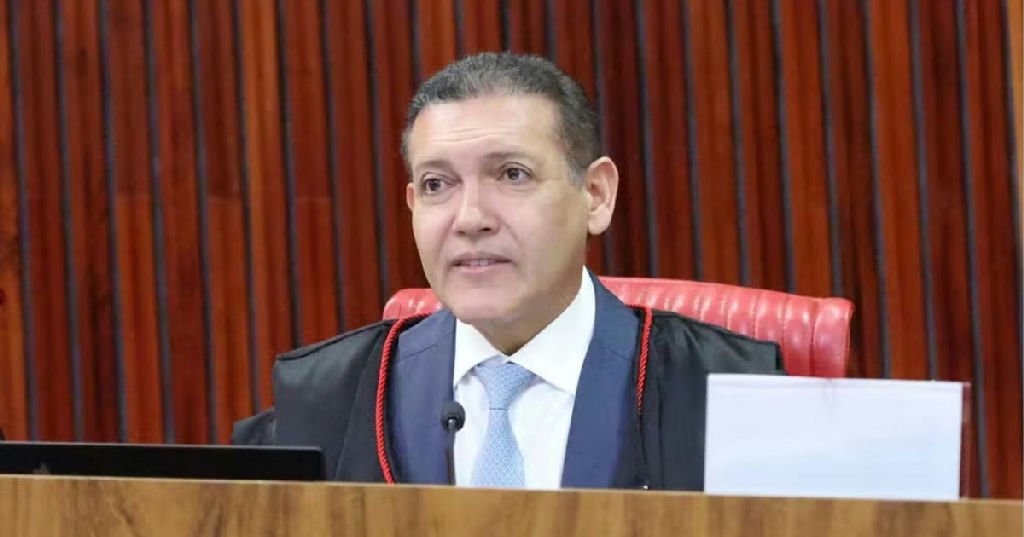 Vazamento de gás provoca incêndio na casa do ministro Nunes Marques em Brasília neste domingo