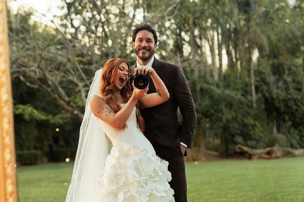 Viih Tube anuncia ação judicial contra banda que cancelou show em seu casamento