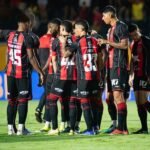 Vitória antecipa pagamento...