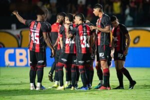 Vitória antecipa pagamento de salários e se prepara para duelo decisivo na Copa do Brasil