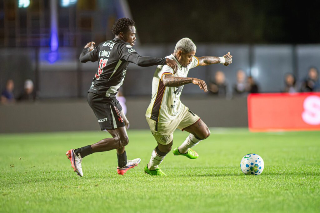 Vitória enfrenta queda de rendimento após pausa para a Copa do Mundo