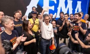 Zema desiste de debate na Band com as ausências de Lula e Flávio Bolsonaro para 2026