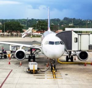 Acidente com avião cargueiro em Miami deixa ao menos cinco mortos