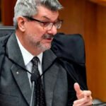 AGU solicita ao...