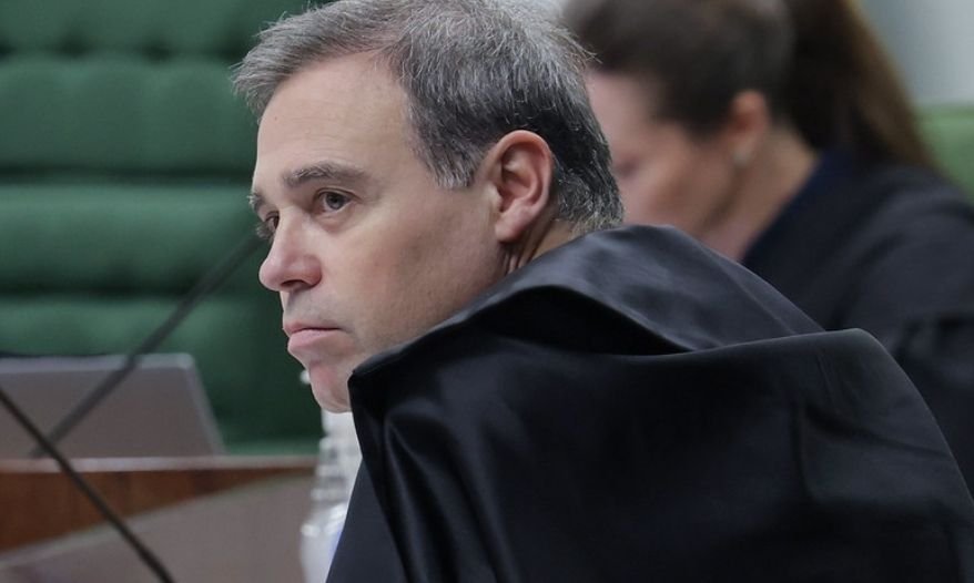 André Mendonça derruba sigilo de inquérito envolvendo Banco Master