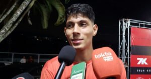 Após bater o Grêmio, Zé Vitor blinda elenco do Vitória e mira primeira vitória fora de casa