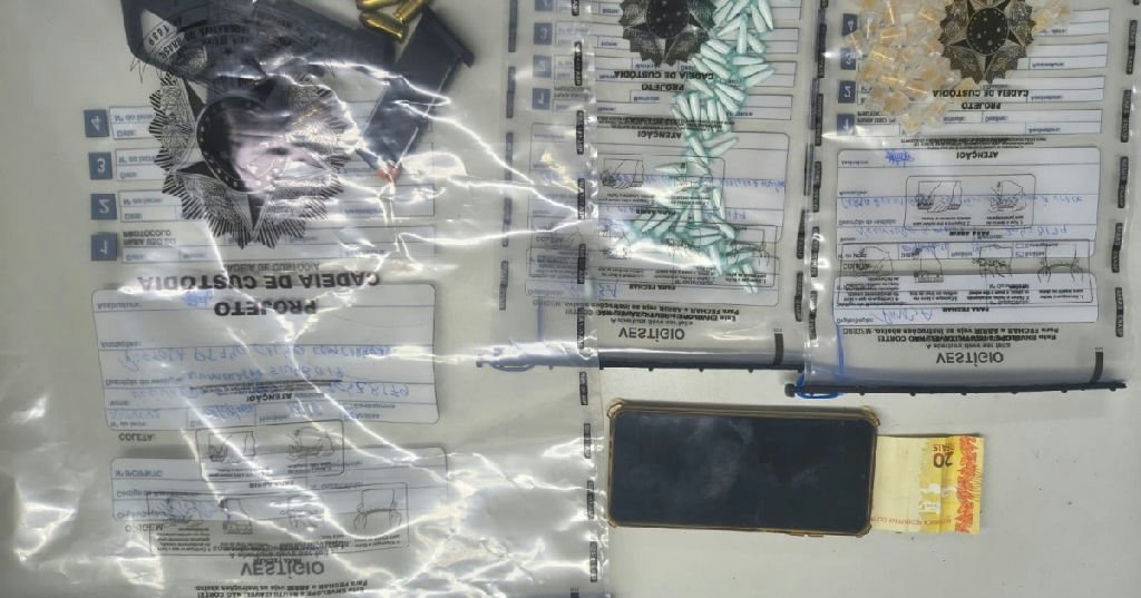 Apreensão de arma e drogas resulta em prisão após confronto em Cajazeiras II