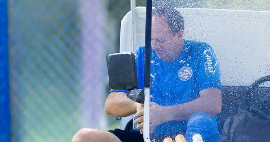 Bahia convoca 26 atletas para duelo contra o Athletico com estreia de Lautaro López