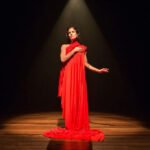 Bailarina Mirela França...
