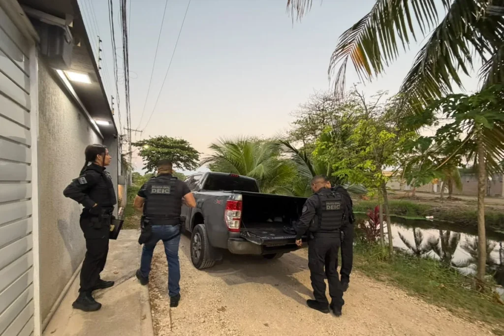 Cabo do Exército é investigado por fornecer armamento pesado a facções criminosas
