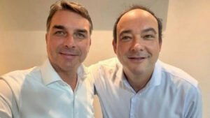 Candidato ao governo de Minas Gerais Flávio Roscoe é internado com pneumonia