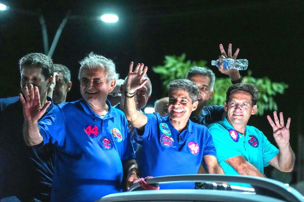 Carreata em Riachão do Jacuípe marca o fim da agenda de campanha de ACM Neto pelo interior baiano