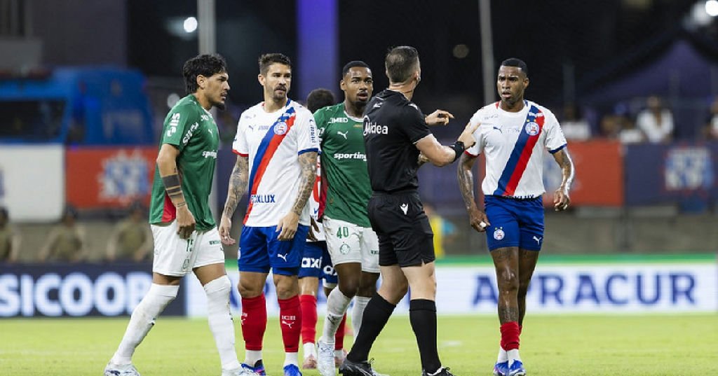 CBF escala Bráulio da Silva Machado para apitar Palmeiras e Bahia