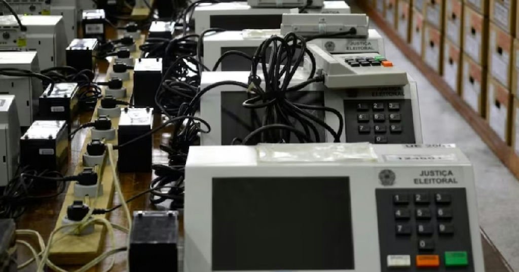 Cenário eleitoral aponta dificuldades para senadores que buscam reeleição em 2026