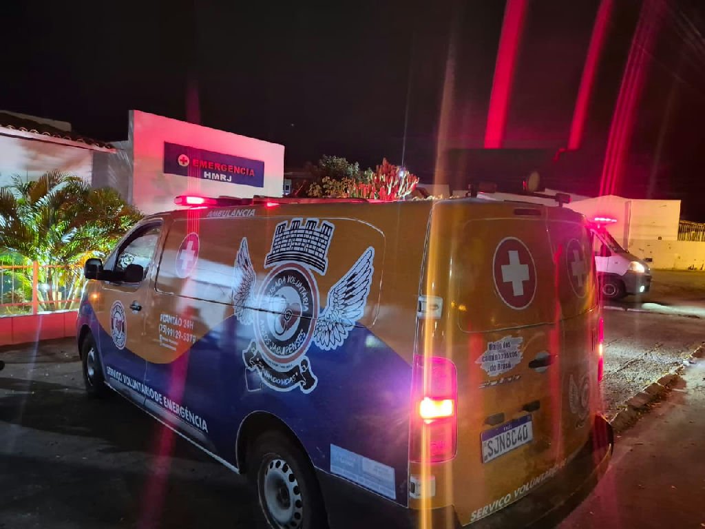 Colisão de motos na zona rural de Riachão do Jacuípe resulta em um óbito e um ferido grave