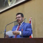 Delegado afastado por...