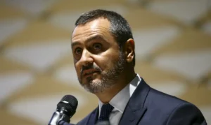 Diretor da Polícia Federal aponta suposto abuso de poder de ministro André Mendonça