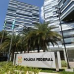 Diretores da Polícia...