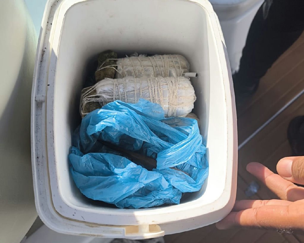 Dois homens são presos por pesca ilegal com explosivos na Baía de Todos-os-santos