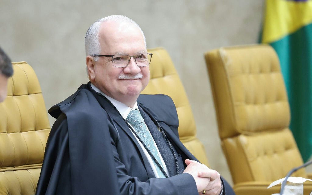 Edson Fachin solicita levantamento de sigilo em investigações do caso Master