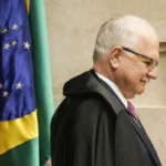 Edson Fachin suspende...