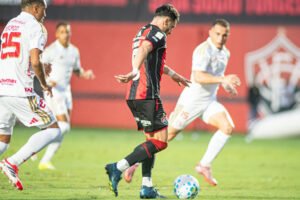 Eduardo Baptista assume comando do Internacional após negociações com outros nomes