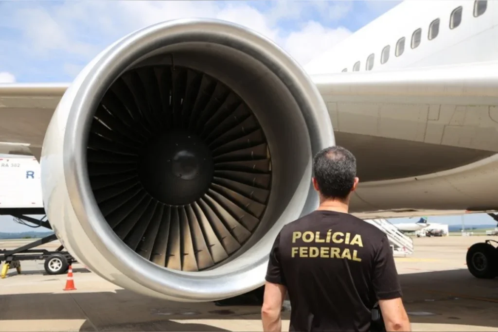 Extradição de argentino procurado por homicídio é realizada pela Polícia Federal