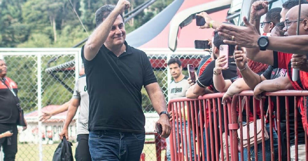 Fábio Mota reitera críticas ao Grêmio e detalha dívida milionária com o Vitória