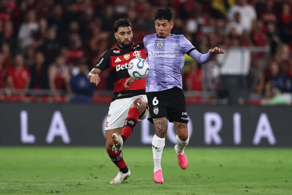 Flamengo empata com Del Valle e garante vaga na semifinal da Libertadores