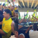 Flávio Bolsonaro cumpre...