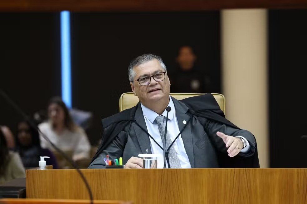 Flávio Dino aponta influência de interesses eleitorais em crises no Supremo