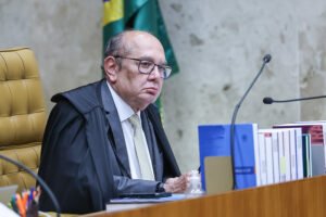 Gilmar Mendes pede que Fachin assuma caso e sugere adiamento de julgamento no STF