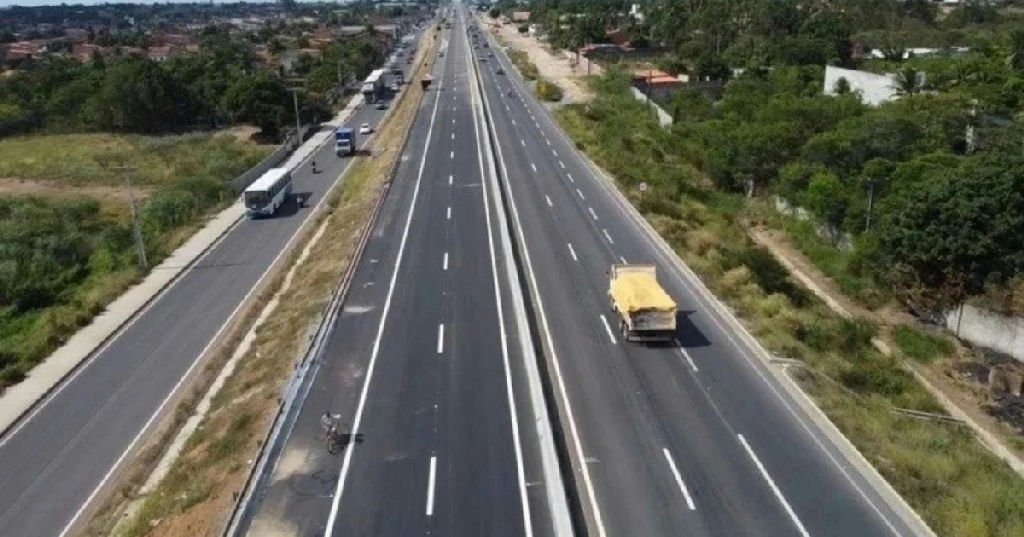 Governo federal entrega duplicação de trecho da Br-116 na Bahia
