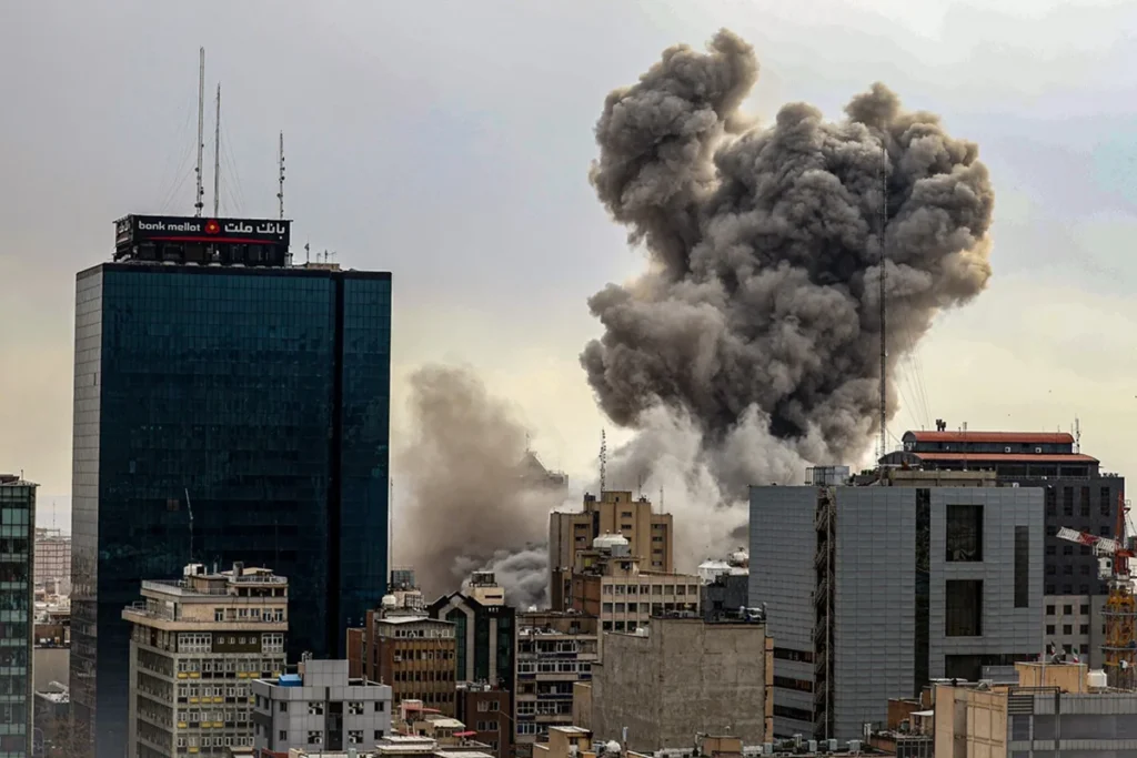 Guerra entre EUA e Irã registra divergência sobre número de soldados mortos