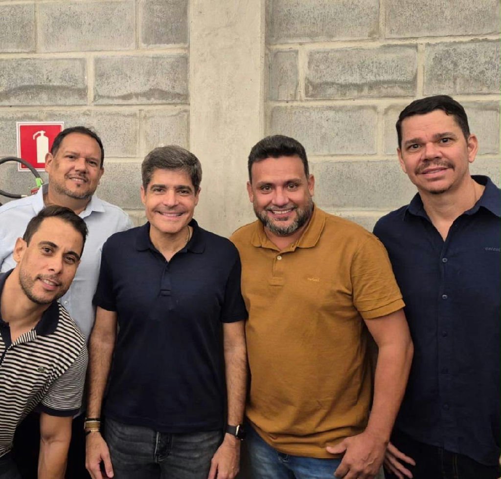 Hanney Ladeia oficializa adesão à candidatura de ACM Neto na Bahia