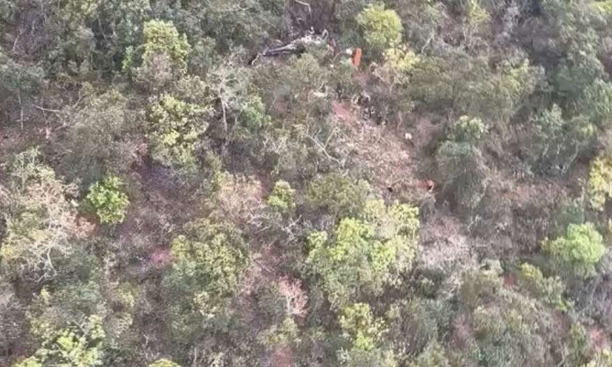 Helicóptero cai em área de mata no interior de São Paulo durante trajeto para o Paraná