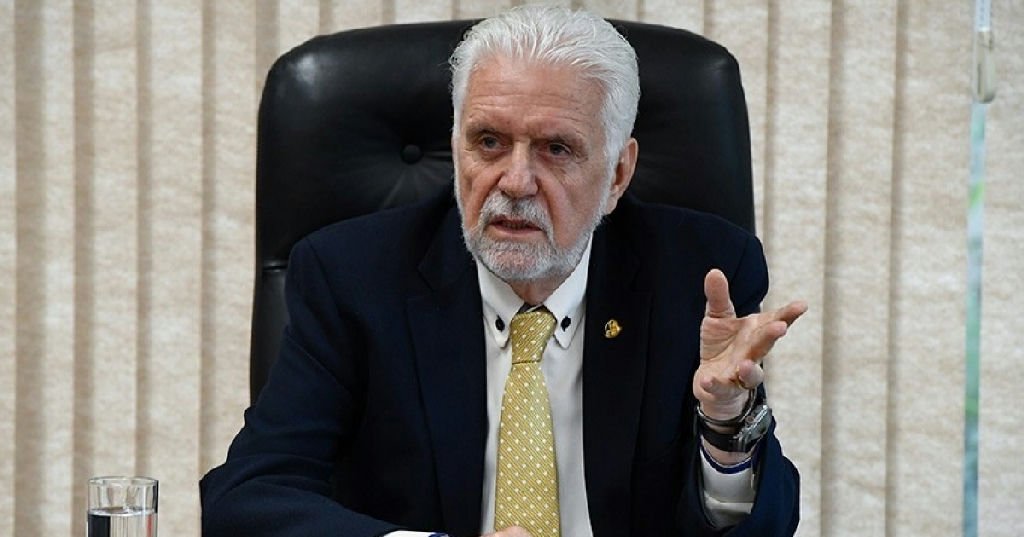 Jaques Wagner lidera intenções de voto na Bahia e destaca-se em doações próprias