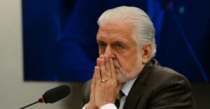 Jaques Wagner nega senhas de celulares à Polícia Federal em investigação
