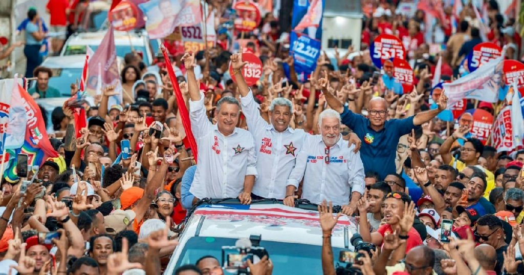 Jerônimo aposta em triunfo de Lula no primeiro turno durante ato político em Ilhéus