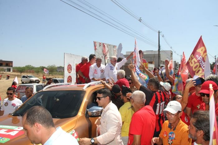 Jerônimo Rodrigues percorre o Território do Sisal em maratona de campanha eleitoral