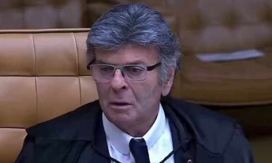Luiz Fux critica atuação da Polícia Federal e aponta monitoramento de ministros do STF