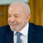 Lula aborda polêmica...