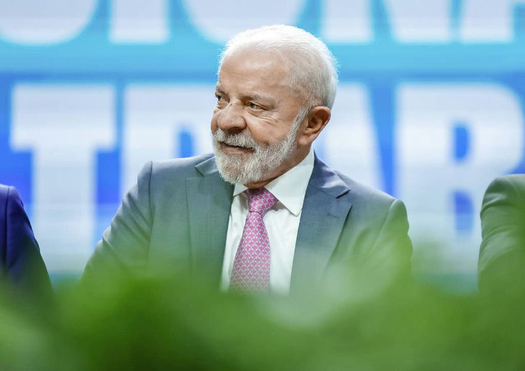 Lula anuncia inclusão de canetas emagrecedoras no tratamento via SUS