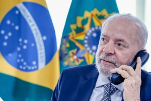 Lula e Fachin discutiram crise na Polícia Federal antes de decisão do STF