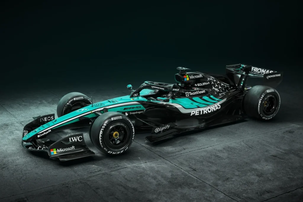 Mercedes revela pintura especial com detalhes em verde para o GP da Malásia