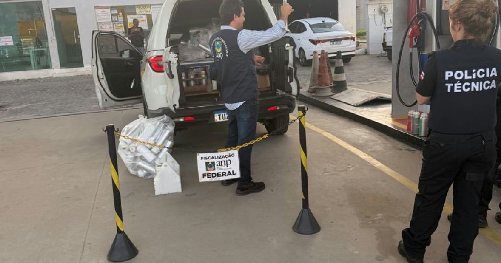 Operação em Feira de Santana interdita posto e prende dois por fraude em combustíveis